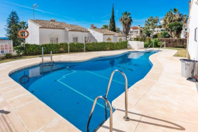 Stunning townhouse with pool in Riviera del Sol by Costarentals - Ref 199